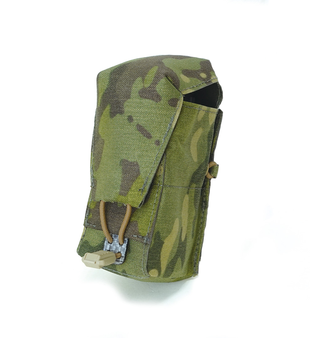 4d.t.g. Monocular - Smoke Grenade Pouch (SOLO RT 8x36 単眼鏡用ポーチ)　height=